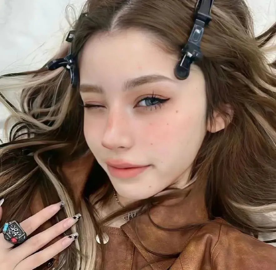 天崩开局,换脸后我重回巅峰